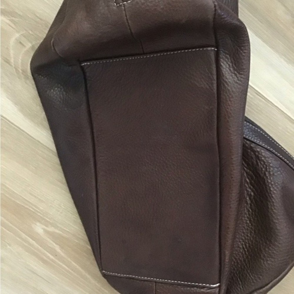 Avorio Leather Hobo Bag - Picture 4 of 7
